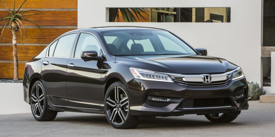 Ligera actualización para el Honda Accord estadounidense: Más agresividad para la berlina media