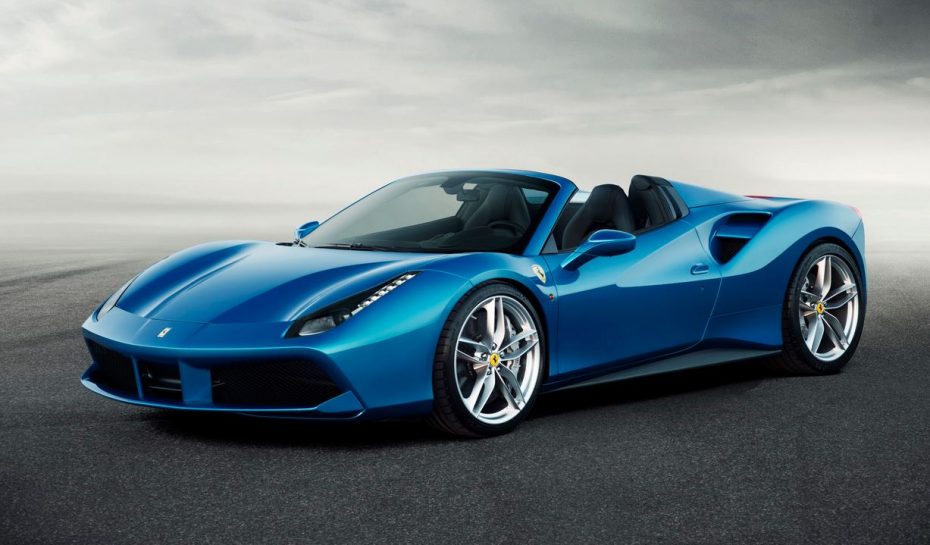 Ferrari 488 Spider: El V8 turbo de Maranello con 670 CV a cielo abierto