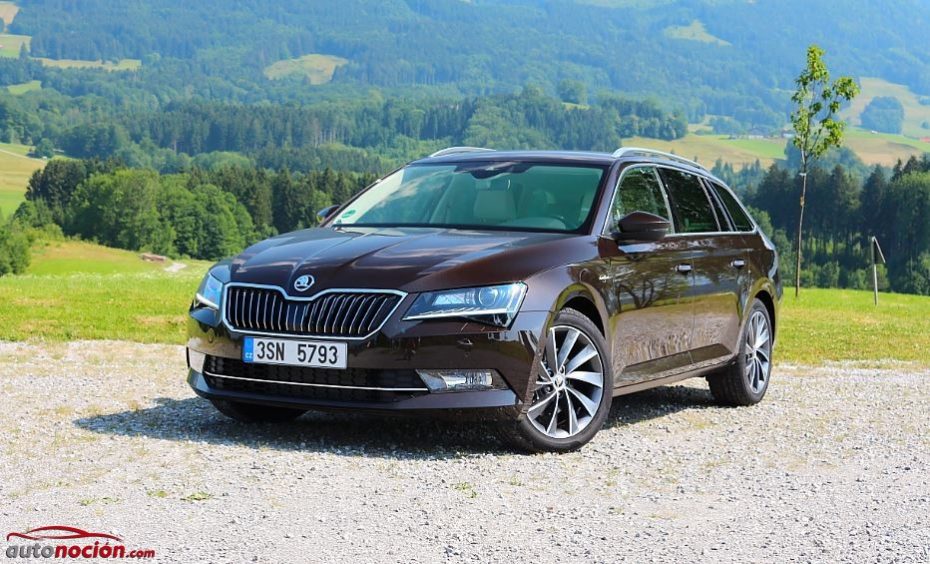 Contacto Škoda Superb Combi Laurin & Klement 2.0 TDI 150 CV: El familiar de los familiares