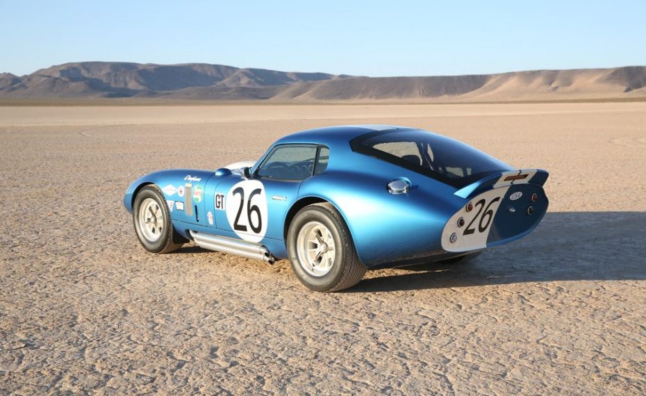 Shelby Daytona Cobra Coupe 50th Anniversary: Un icono de medio siglo hecho de forma limitada en la actualidad