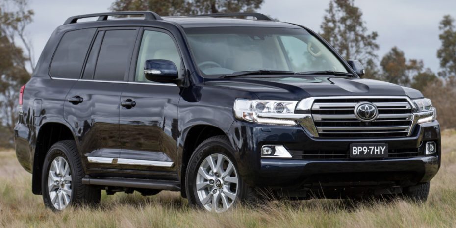 El Toyota Land Cruiser 200 estrena cara: Más empaque para el todoterreno de lujo