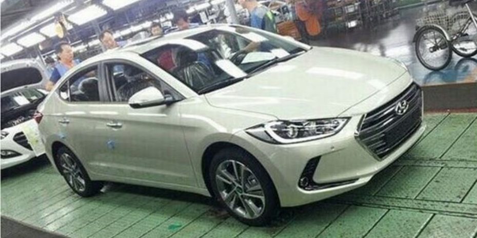Filtrado el nuevo Hyundai Elantra: Mayor clasicismo para la berlina compacta