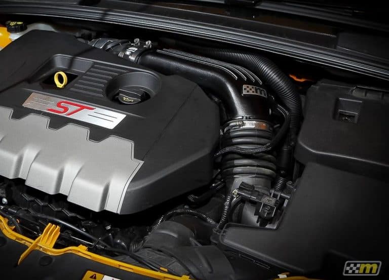 El Ford Focus ST recibe un kit Mountune 275 CV y 401 Nm de par para el