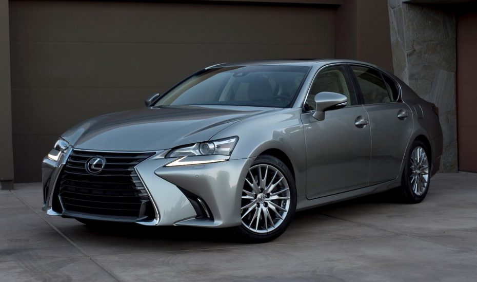 Lexus GS 2016: Ligera actualización y una nueva mecánica 200t