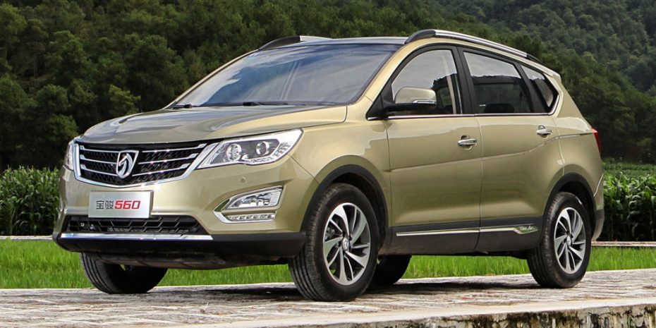 El nuevo crossover low-cost de GM se denomina Baojun 560: A la venta en China desde 11.350 €