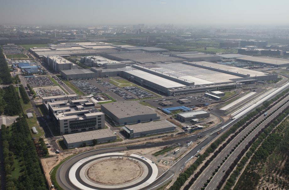 Mercedes-Benz, 10 años del «Made in China»: Modelos, componentes y futuro…