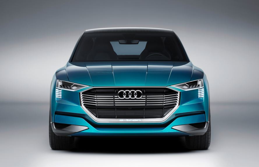 Audi etron quattro concept 13