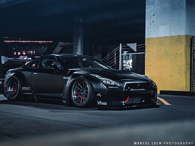 Brutal por fuera, salvaje por dentro: Así luce el Nissan GT-R de 1.000 CV creado por Liberty Walk