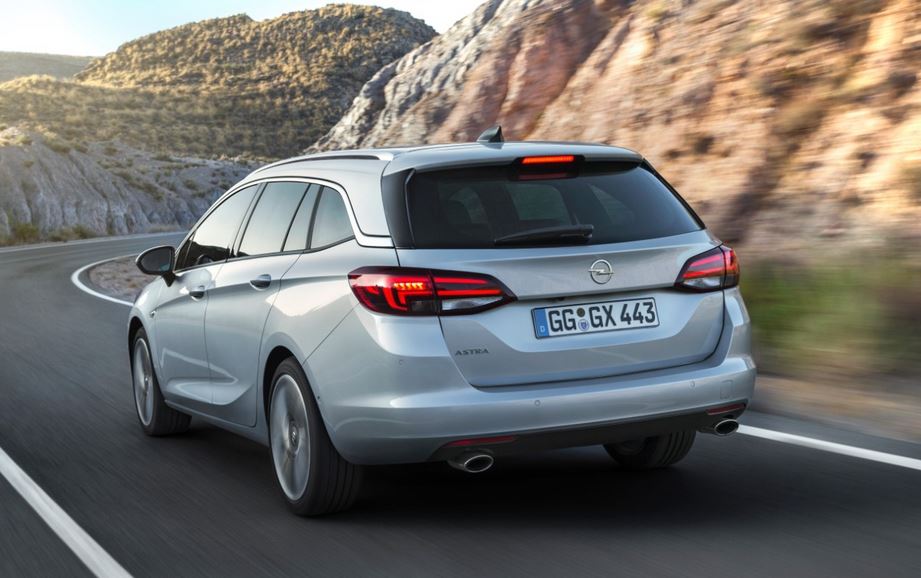 Opel Astra Sports Tourer: Más espacio, menos peso y mayor eficiencia