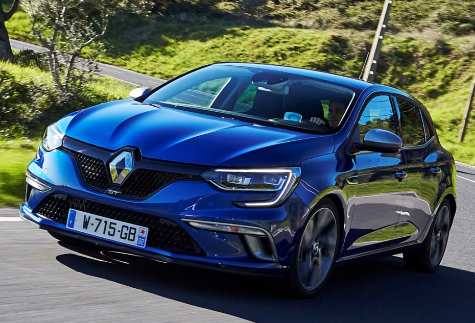 Renault afirma que su Mégane GT supera al Porsche 911, al Golf GTI y al Focus ST: ¿Realidad o exageración?