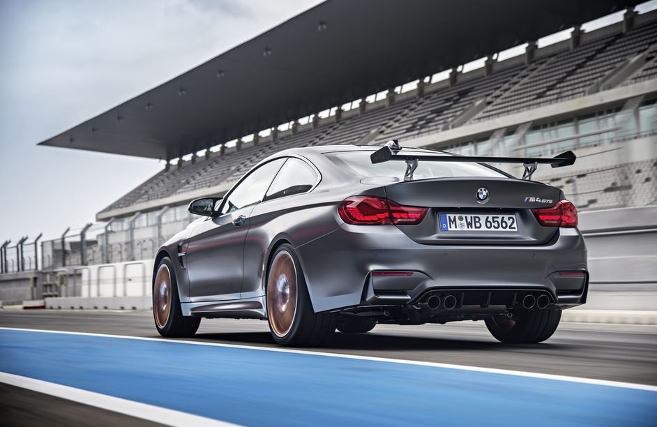 BMW M4 GTS 36