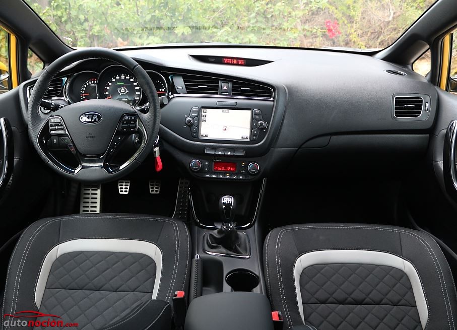 KIA Ceed GT LINE 21