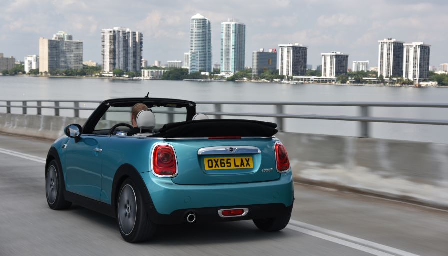 MINI Cabrio 2016 8