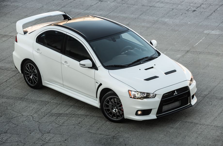 Y por el último Mitsubishi Lancer Evolution Final Edition han pagado… ¡67.986 euros!