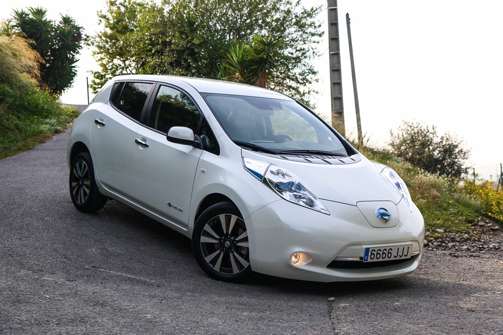 Nissan LEAF 30 kWh (47)