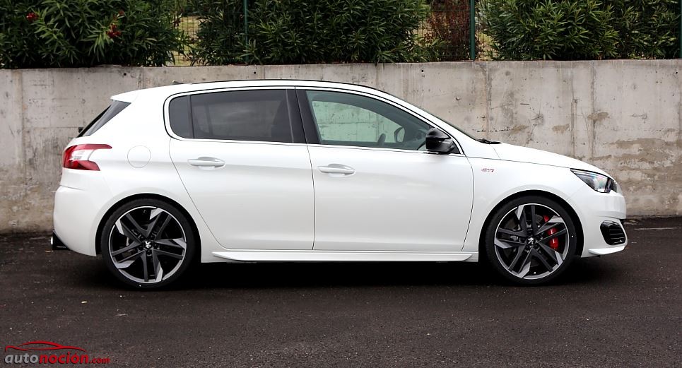 Peugeot 308 GTi 15