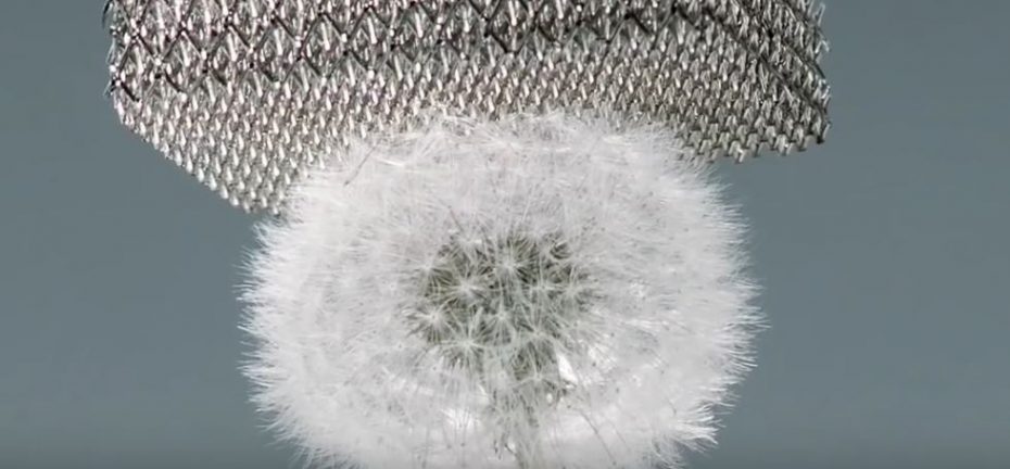 Ojo a Microlattice: La estructura metálica más ligera jamás creada cuenta con un 99,99% de aire