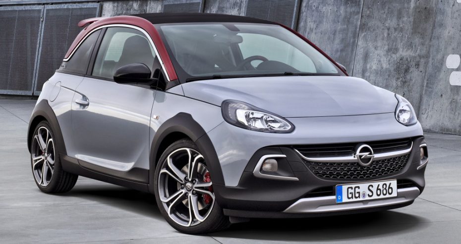 El Opel Adam Rocks S aterriza en España: 150 CV, estética off-road y un gran techo de lona