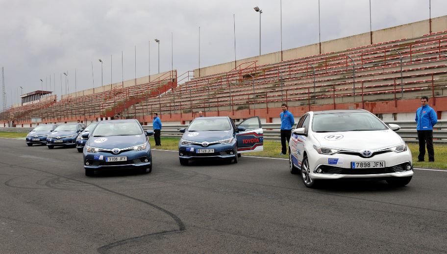 24 horas híbridas 2015 Auris hybrid 11