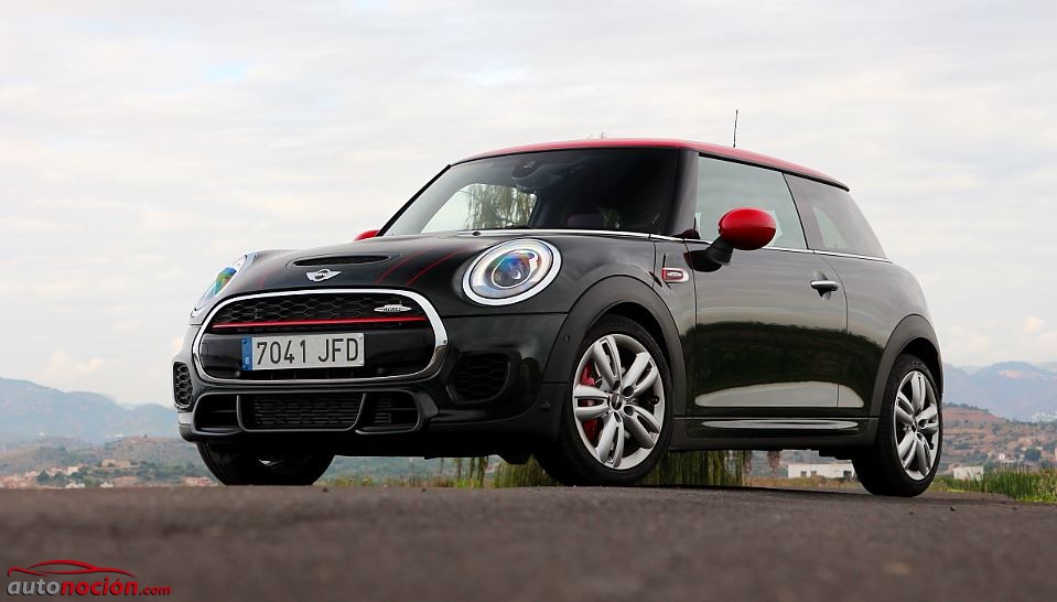 MINI JCW 44