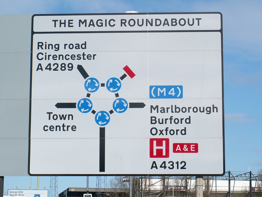 Magic-Roundabout-Swindon-4.jpg