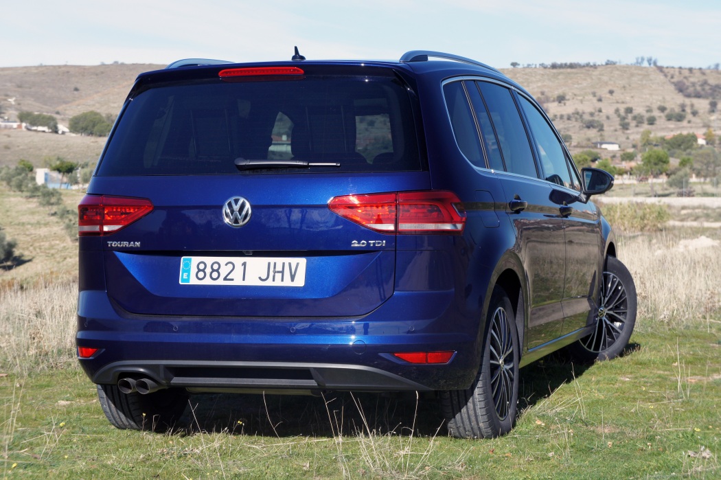 contacto-volkswagen-touran19