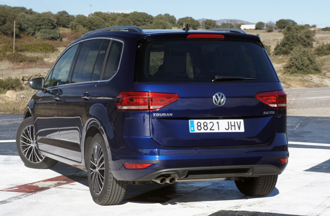 contacto-volkswagen-touran28