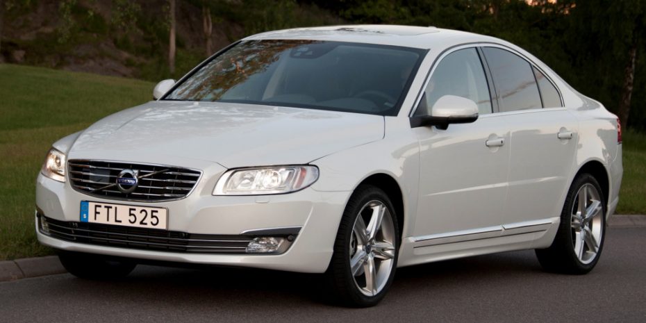 Ventas octubre 2015, Suecia: El Volvo V70 se mantiene líder