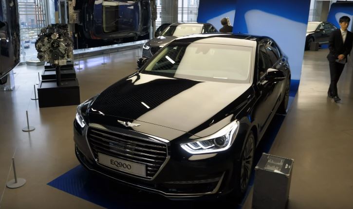 El Genesis G90: Así son los acabados interiores y exteriores del coreano anti-alemanes