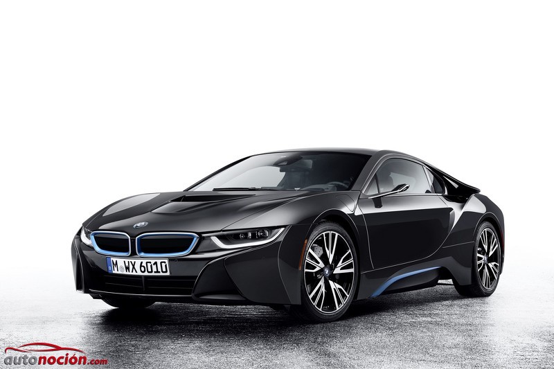 BMW i8 Mirrorless Concept: Olvídate de los clásicos retrovisores ¡El futuro es digital!