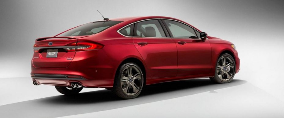 Así es el facelift del Fusión / Mondeo 2016:  Mejoras, cambios estéticos y un nuevo EcoBoost V6 de 325 CV