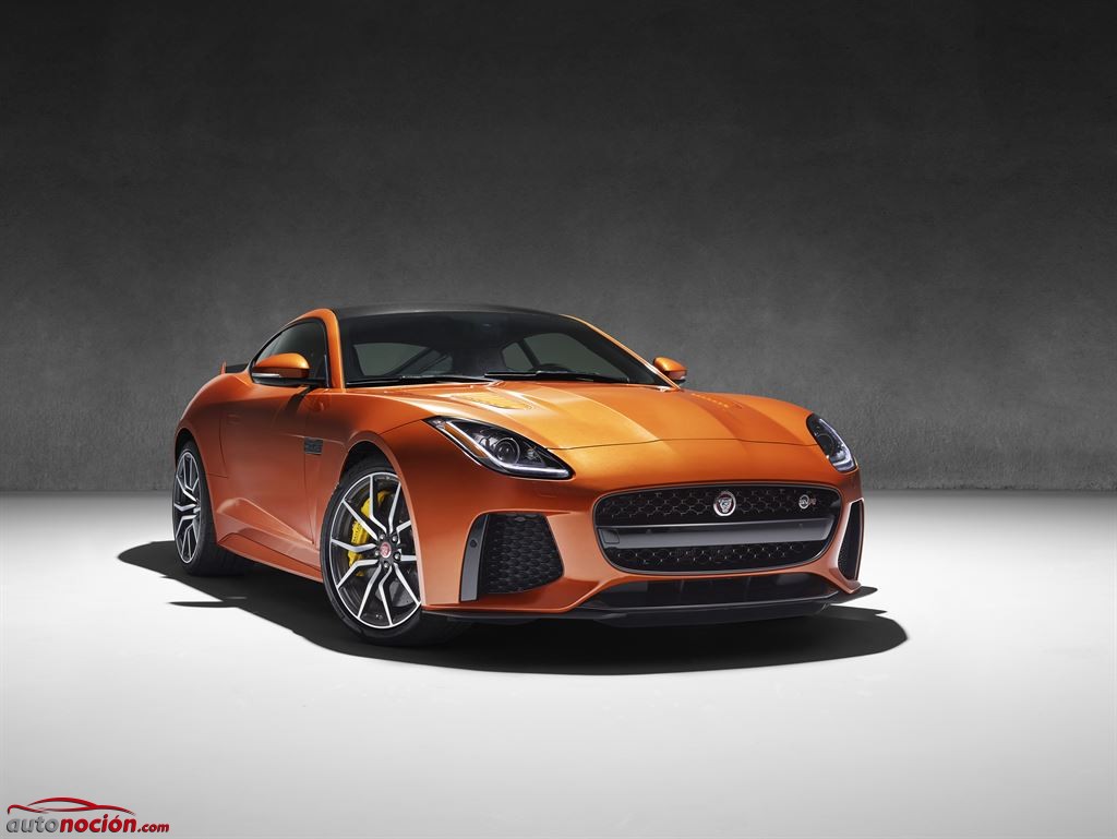 Jaguar F-Type SVR (2)