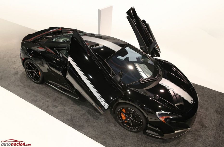 McLaren 675LT JVCKENWOOD: Ojalá todas las bodas de plata tuvieran un regalo como este