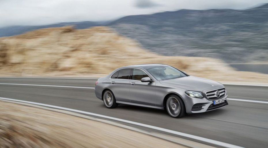 El Mercedes Clase E ya tiene precios en Alemania: Ojo a los tecnológicos opcionales y a sus precios