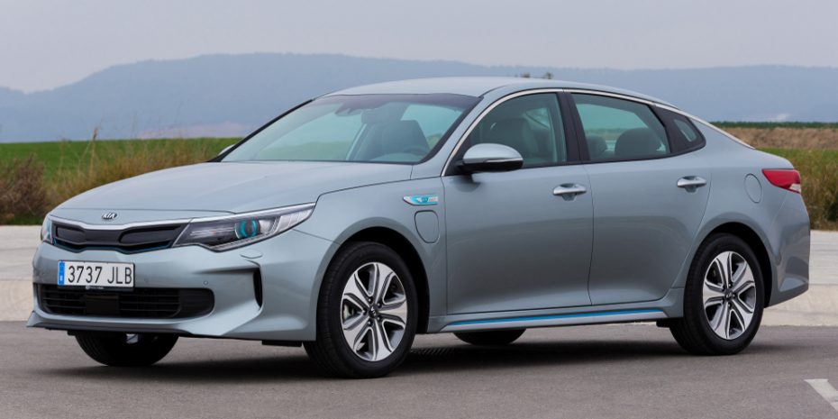 El Kia Optima PHEV aterriza en España: Con un precio similar al Passat GTE