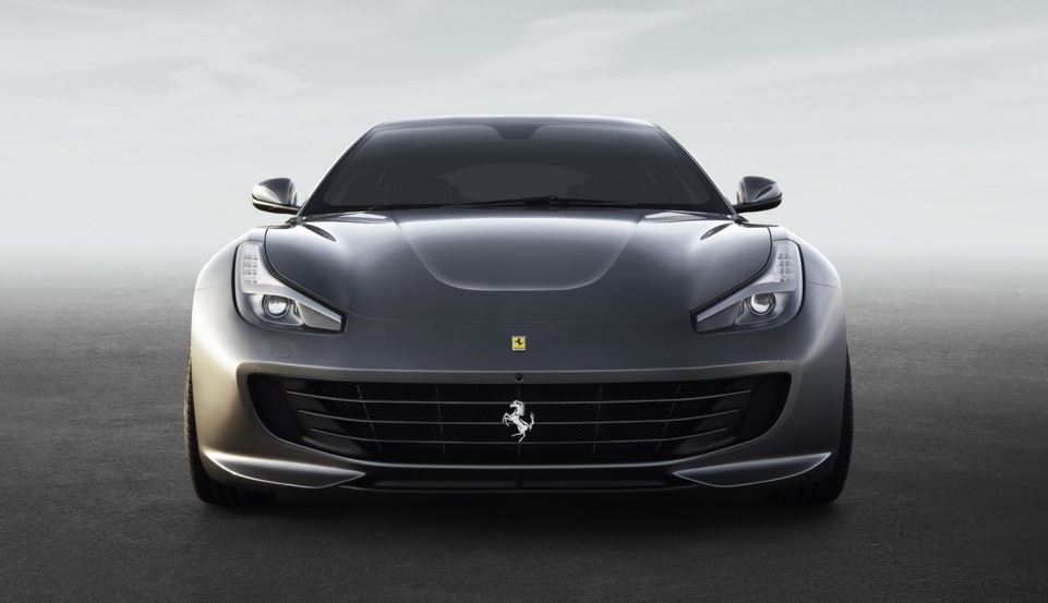 Ferrari GTC4Lusso 2