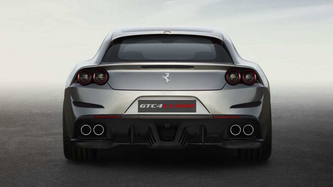 Ferrari GTC4Lusso 6