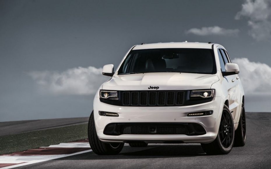 Jeep Grand Cherokee SRT Night: Una preparación ‘de la casa’ para la bestia de 477 CV