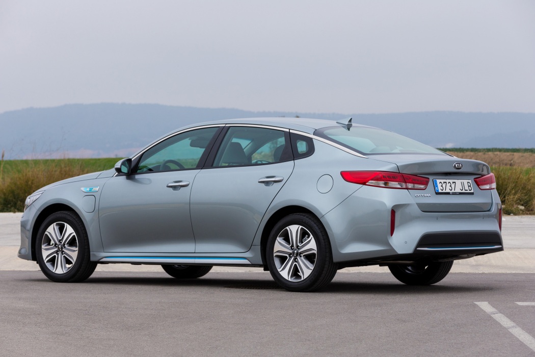 kia-optima-phev20