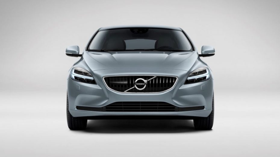 Volvo renueva la familia V40: ¡Llega el espectacular Martillo de Thor!