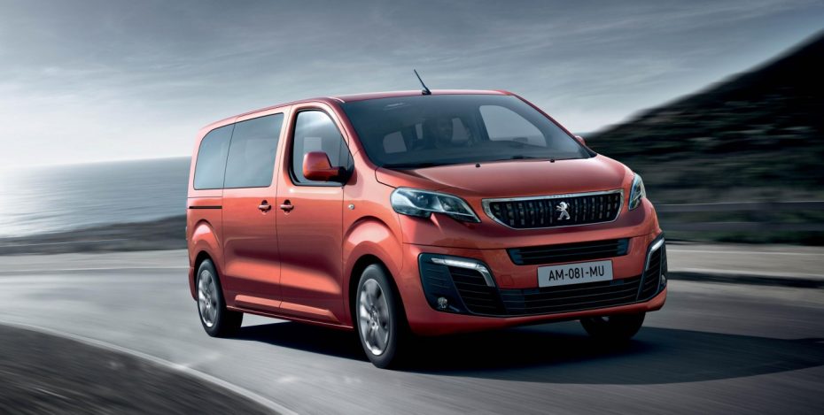 Así es el nuevo Peugeot Traveller: Todos los detalles del multiespacio francés