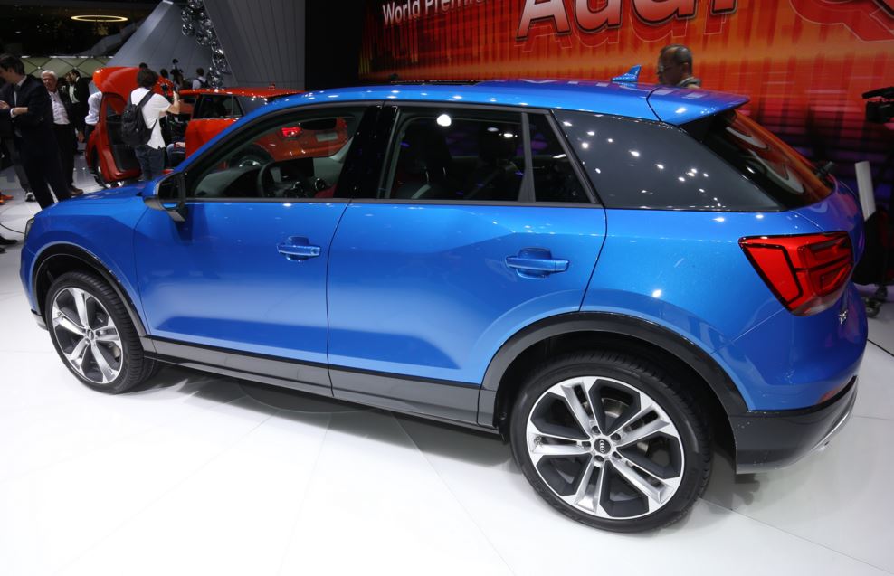 Audi Q2 azul 2