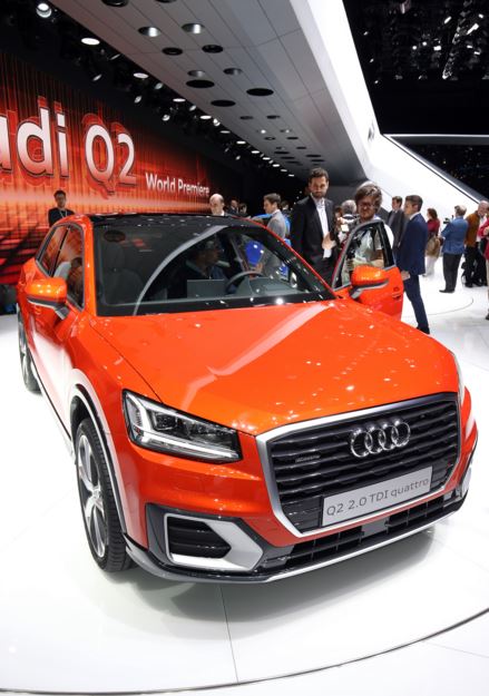 Audi Q2 naranja 4