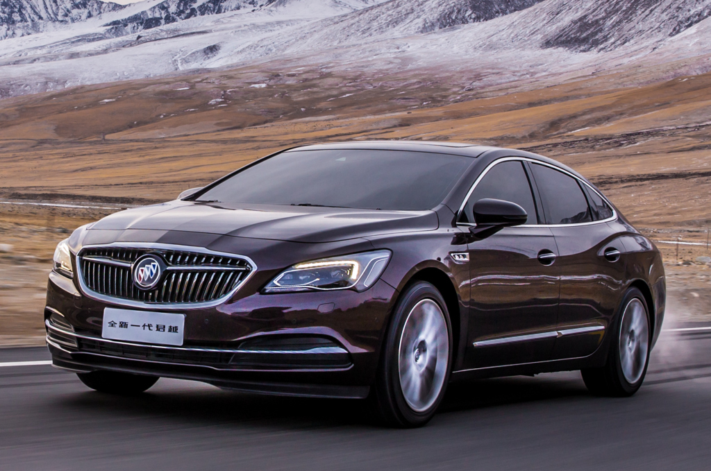 buick_lacrosse_26