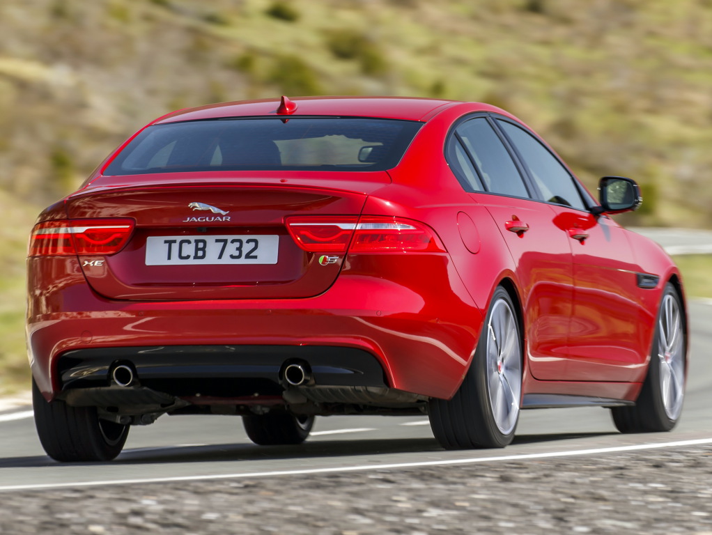 jaguar_xe_s_22