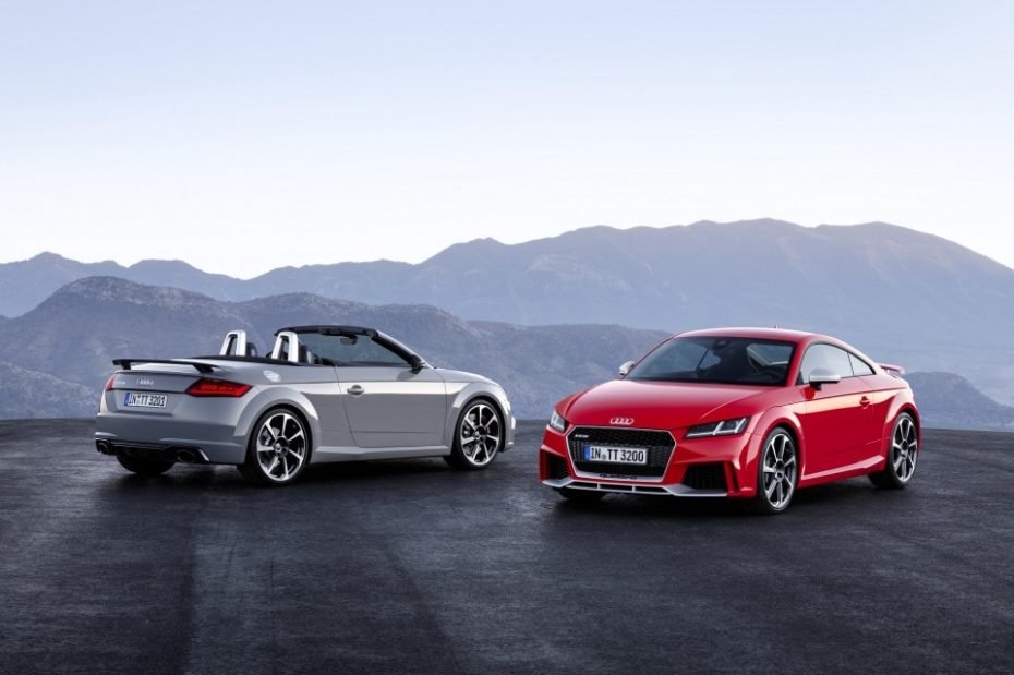 Audi TT RS Coupé y TT RS Roadster: 400 CV para elevar el apellido RS a su máximo exponente