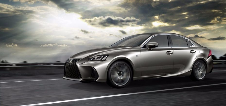 Lexus revela el IS MY 2017: Leves retoques estéticos para refrescar a su berlina estrella