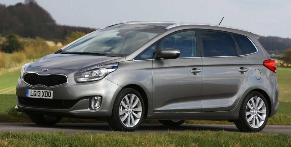 Nueva edición limitada «UEFA Euro 2016» para el Kia Carens: Más equipo a mejor precio