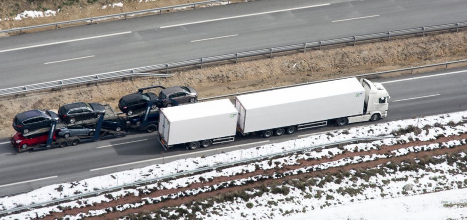 Duotráiler y gigatráiler: Aprende a diferenciar los actuales EMS de hasta 70 tn en la carretera