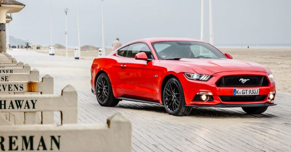 ¿Todavía no has visto ningún Ford Mustang por la calle?, pues ojo, porque es el coupé deportivo más vendido…